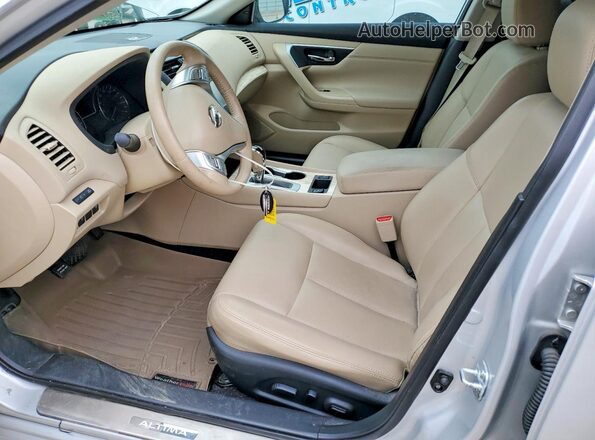 1N4AL3APXGC119908 2016 NISSAN ALTIMA Silver Widok wnętrza z przodu