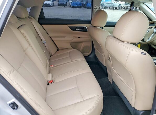 1N4AL3APXGC119908 2016 NISSAN ALTIMA Silver Widok tylnych siedzeń