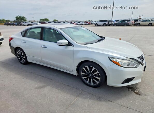 1N4AL3APXGC153332 2016 NISSAN ALTIMA White Przód prawy