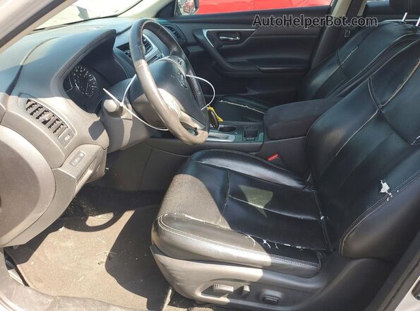 1N4AL3APXGC155839 2016 NISSAN ALTIMA Silver Widok wnętrza z przodu