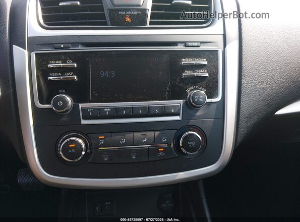 1N4AL3APXGC156358 2016 NISSAN ALTIMA Red Սարքավորումների վահանակի տեսք