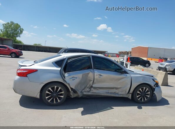 1N4AL3APXGC197895 2016 NISSAN ALTIMA Silver Սալոնի հետևի տեսք