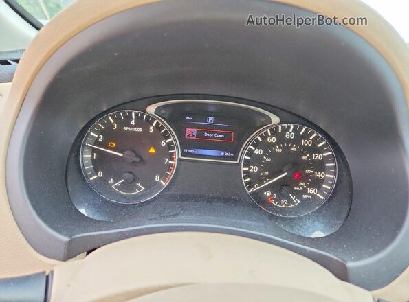 1N4AL3APXHC110840 2017 NISSAN ALTIMA Black Սարքավորումների վահանակի տեսք
