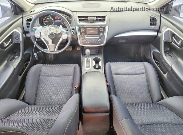 1N4AL3APXHC130604 2017 NISSAN ALTIMA White Vista del salpicadero