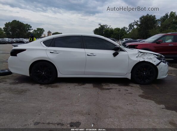 1N4AL3APXHC216740 2017 NISSAN ALTIMA White Սալոնի հետևի տեսք