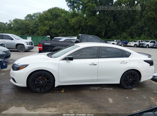 1N4AL3APXHC216740 2017 NISSAN ALTIMA White Սալոնի 360 աստիճան տեսք