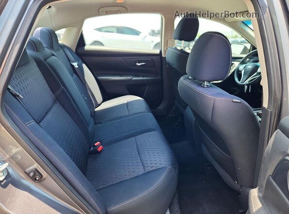 1N4AL3APXHC225843 2017 NISSAN ALTIMA Gray Widok tylnych siedzeń
