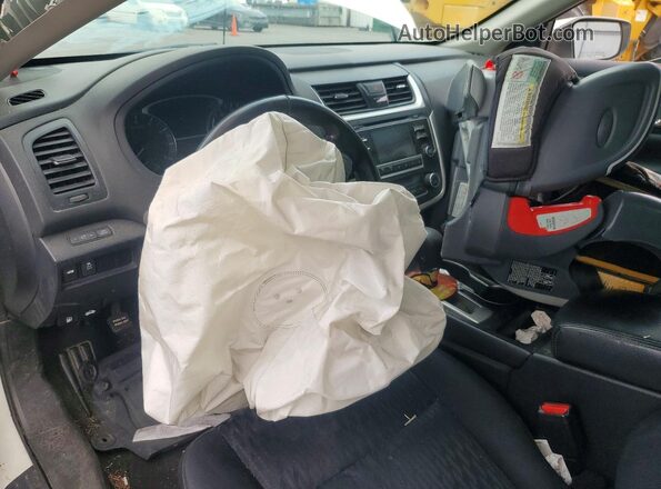 1N4AL3APXHC233912 2017 NISSAN ALTIMA White Dashboard view