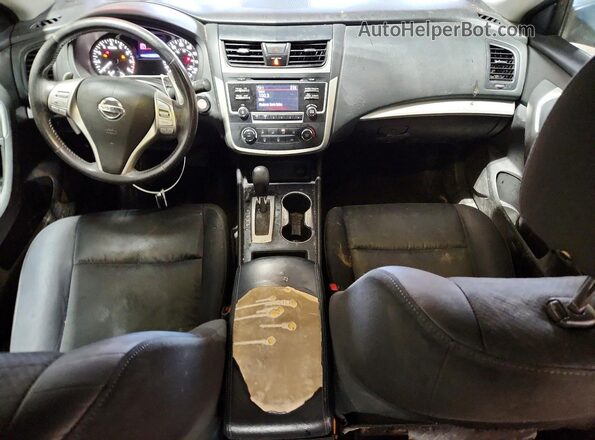 1N4AL3APXHC249883 2017 NISSAN ALTIMA Red Առջևի վահանակի տեսք