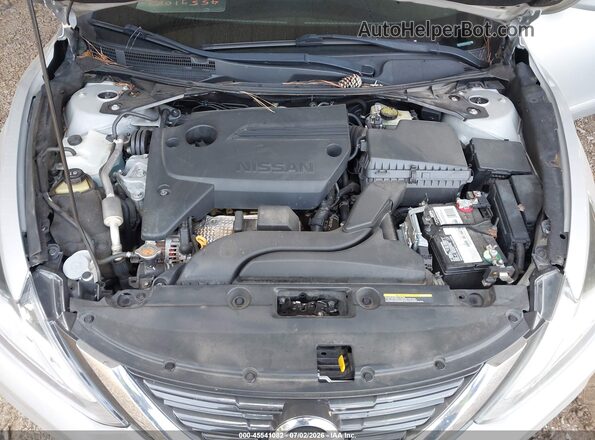 1N4AL3APXHC264562 2017 NISSAN ALTIMA Silver Vista trasera