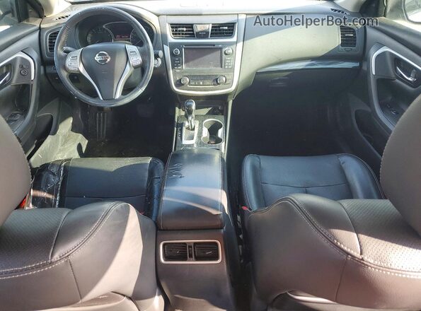 1N4AL3APXHC276095 2017 NISSAN ALTIMA Серебряный Вид панели приборов