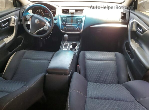 1N4AL3APXHN315417 2017 NISSAN ALTIMA Белый Вид панели приборов
