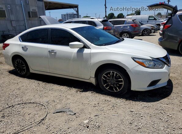 1N4AL3APXHN315417 2017 NISSAN ALTIMA Белый Передняя правая четверть
