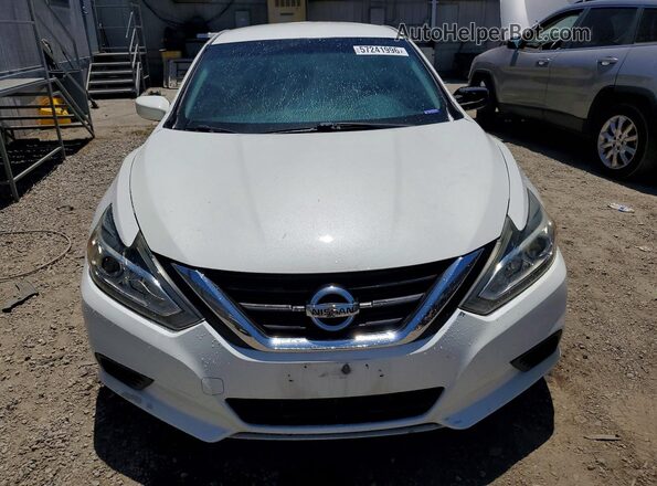 1N4AL3APXHN315417 2017 NISSAN ALTIMA Белый Вид спереди