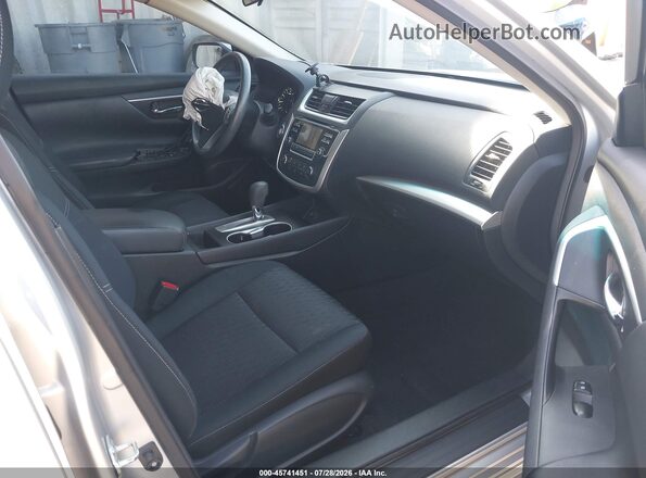 1N4AL3APXJC110083 2018 NISSAN ALTIMA Gray Front interior view