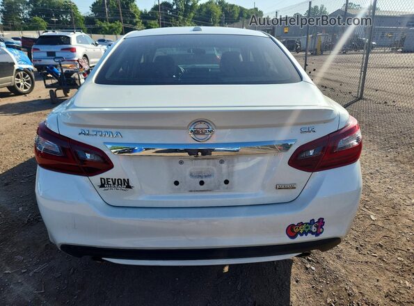1N4AL3APXJC142774 2018 NISSAN ALTIMA Белый Вид сзади