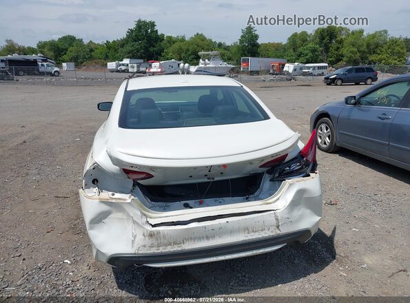 1N4AL3APXJC148011 2018 NISSAN ALTIMA Белый Вид спереди