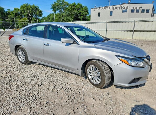 1N4AL3APXJC219014 2018 NISSAN ALTIMA Серебряный Передняя правая четверть