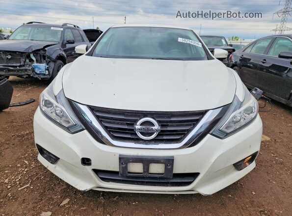 1N4AL3APXJC225864 2018 NISSAN ALTIMA Белый Вид спереди
