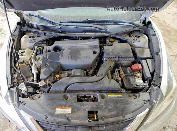 1N4AL3APXJC252501 2018 NISSAN ALTIMA Silver Rear interior view