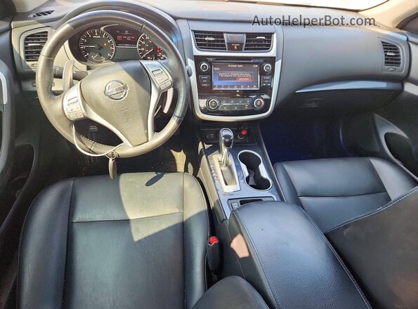 1N4AL3APXJC254619 2018 NISSAN ALTIMA White Dashboard view