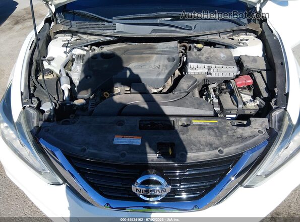 1N4AL3APXJC260789 2018 NISSAN ALTIMA White Rear view