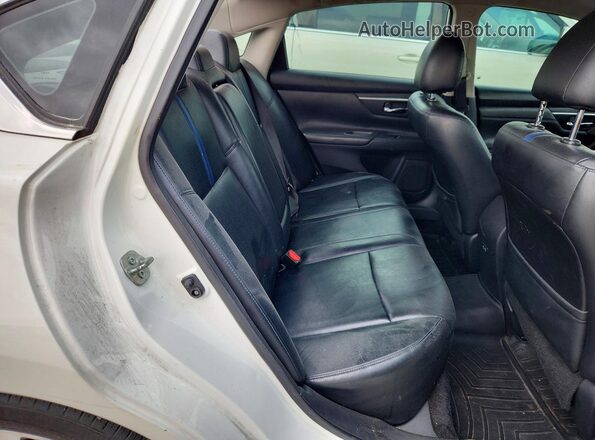 1N4AL3APXJC270464 2018 NISSAN ALTIMA White Vista interior trasera