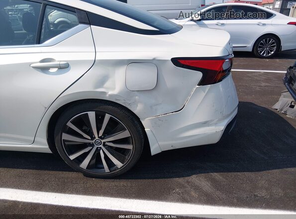 1N4AL4CV2LC150243 2020 NISSAN ALTIMA White Widok z przodu