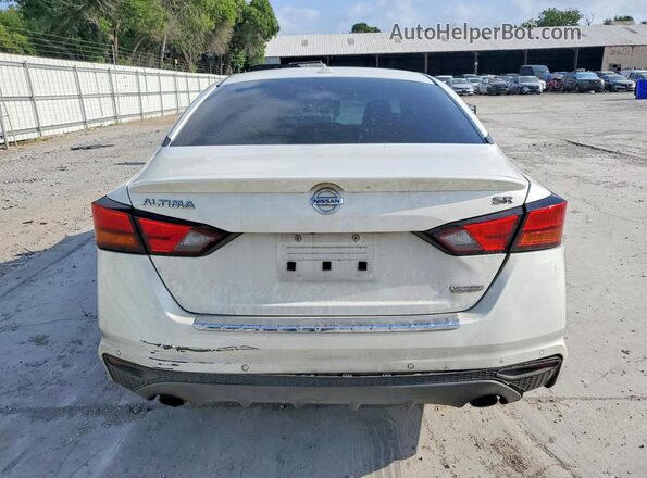 1N4AL4CV2NN367573 2022 NISSAN ALTIMA White Հետևի տեսք