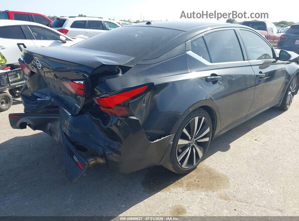 1N4AL4CVXNN347684 2022 NISSAN ALTIMA Черный Задняя правая четверть