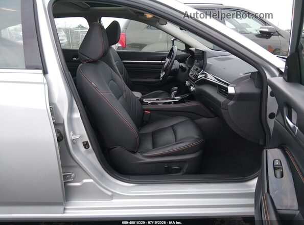 1N4AL4CVXPN340642 2023 NISSAN ALTIMA Silver Vista interior delantera