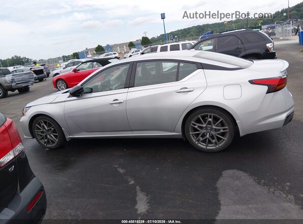1N4AL4CVXPN340642 2023 NISSAN ALTIMA Silver Vista interior de 360 grados