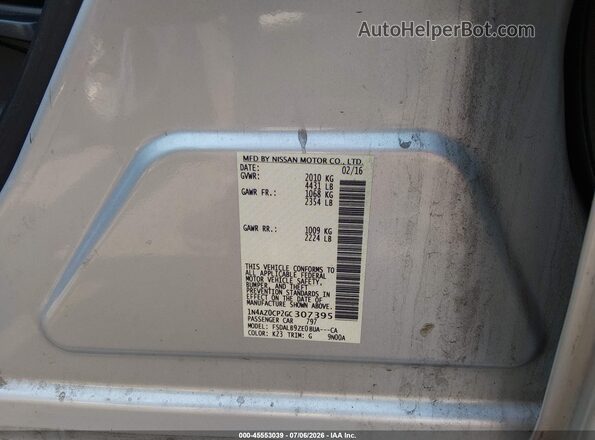 1N4AZ0CP2GC307395 2016 NISSAN LEAF Gray Vista del compartimento del motor