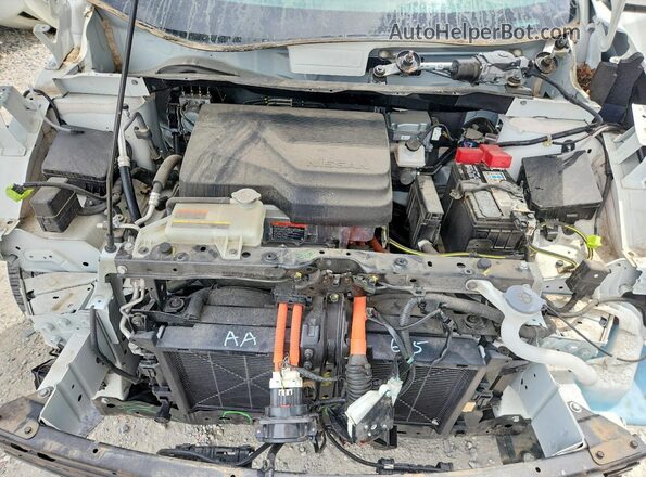 1N4AZ1BV3PC553829 2023 NISSAN LEAF White Вид задньої частини салону