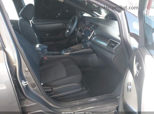 1N4AZ1BV3PC562210 2023 NISSAN LEAF Серый Вид салона спереди