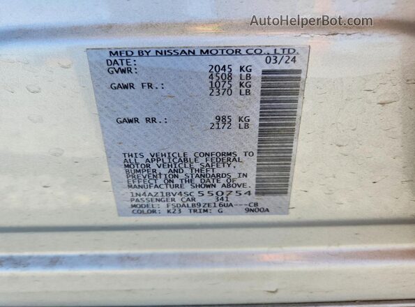 1N4AZ1BV4SC550754 2025 NISSAN LEAF Silver VIN sticker view