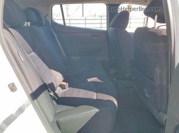 1N4AZ1BV7SC558587 2025 NISSAN LEAF White Вид задніх сидінь