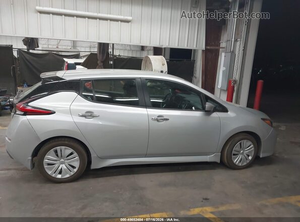 1N4AZ1BV9PC555293 2023 NISSAN LEAF Gray Вид задньої частини салону