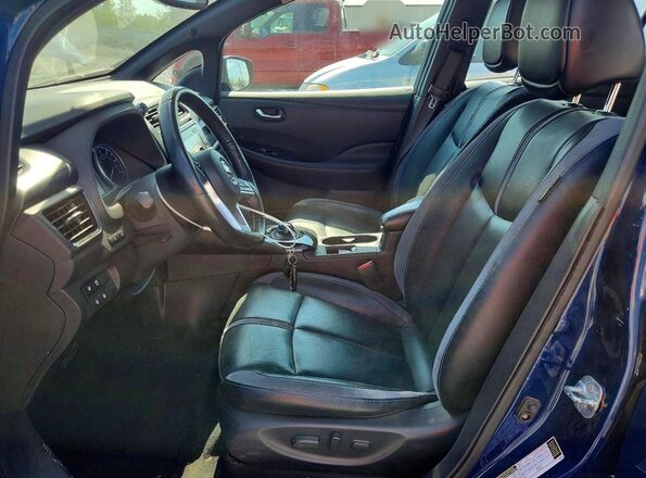 1N4AZ1CP3JC306902 2018 NISSAN LEAF Blue Widok wnętrza z przodu