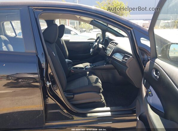 1N4AZ1CP3KC307372 2019 NISSAN LEAF Black Вид салону спереду