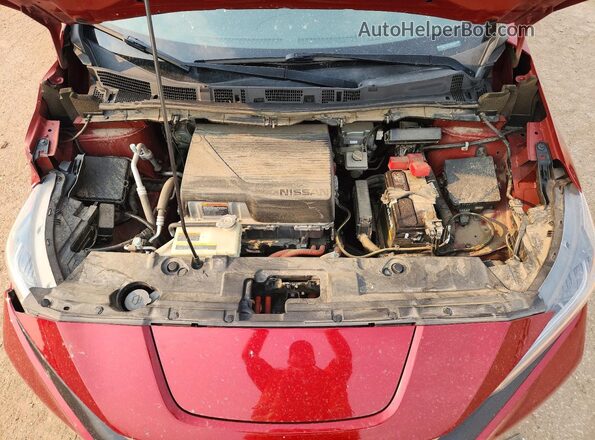 1N4AZ1CP4JC309257 2018 NISSAN LEAF Red Սալոնի հետևի տեսք