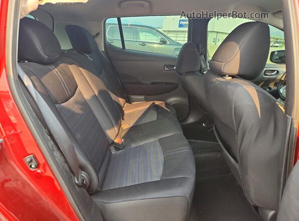 1N4AZ1CP4JC309257 2018 NISSAN LEAF Red Հետևի նստատեղերի տեսք