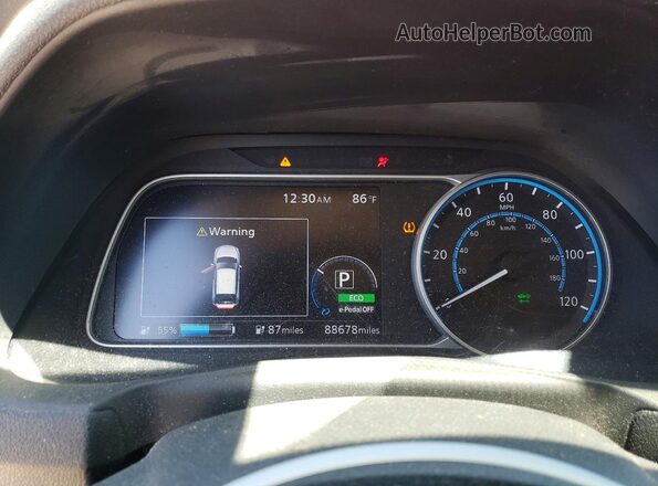 1N4AZ1CP4KC303542 2019 NISSAN LEAF Red ხელსაწყოთა პანელის ხედი