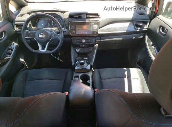 1N4AZ1CP4KC303542 2019 NISSAN LEAF Red წინა პანელის ხედი