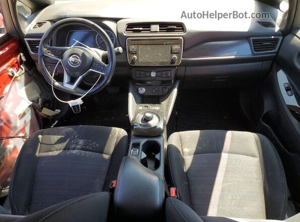 1N4AZ1CP4KC308126 2019 NISSAN LEAF Red Dashboard view