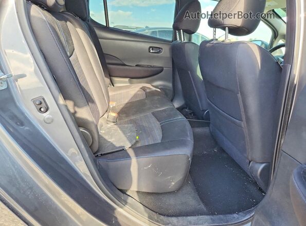 1N4AZ1CP5JC310210 2018 NISSAN LEAF Gray უკანა სავარძლების ხედი