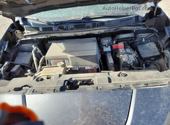 1N4AZ1CP5JC310210 2018 NISSAN LEAF Gray უკანა სალონის ხედი