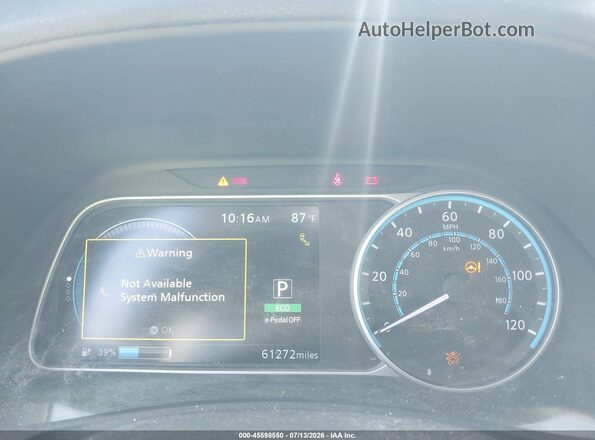 1N4AZ1CP6JC302584 2018 NISSAN LEAF Белый Вид задних сидений