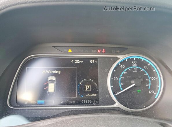 1N4AZ1CP9JC301073 2018 NISSAN LEAF Blue ხელსაწყოთა პანელის ხედი