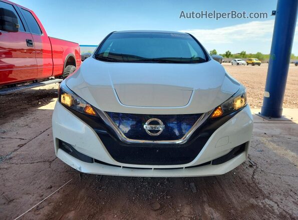 1N4AZ1CPXJC304256 2018 NISSAN LEAF White Front view